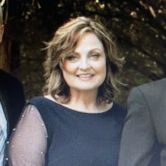 Meet your Posher, Felecia - Picture 1 of 1